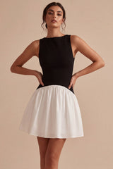 Black and White A Line Bateau Neck Sleeveless Mini Dress