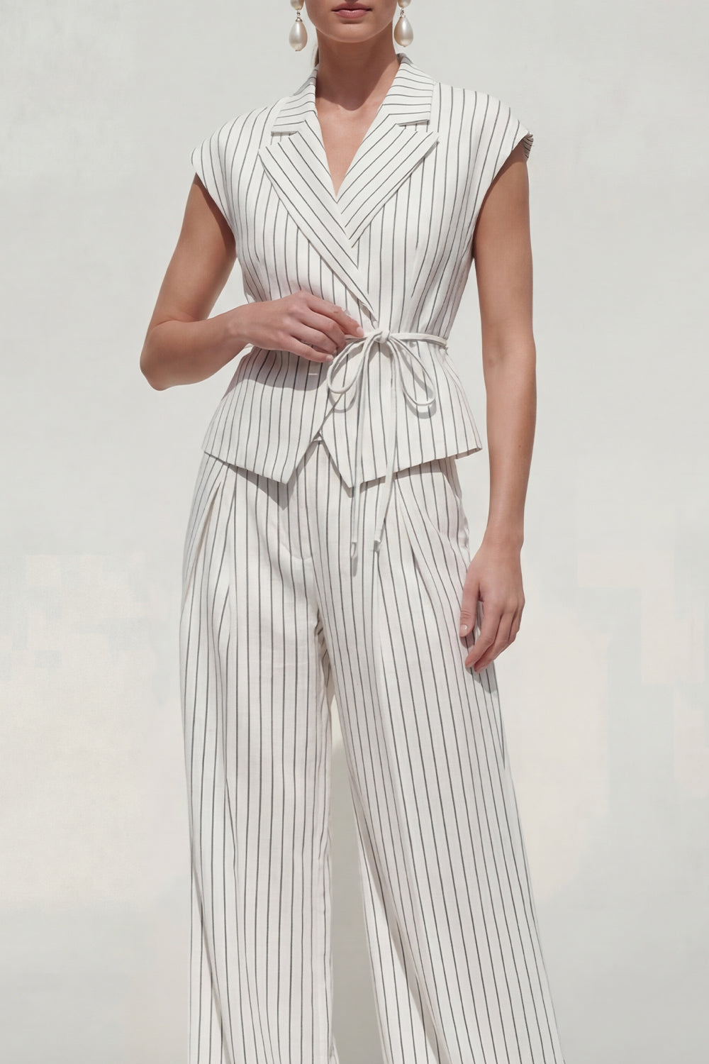 Notched Lapel White 2 Piece Stripe Women's Linen Suits