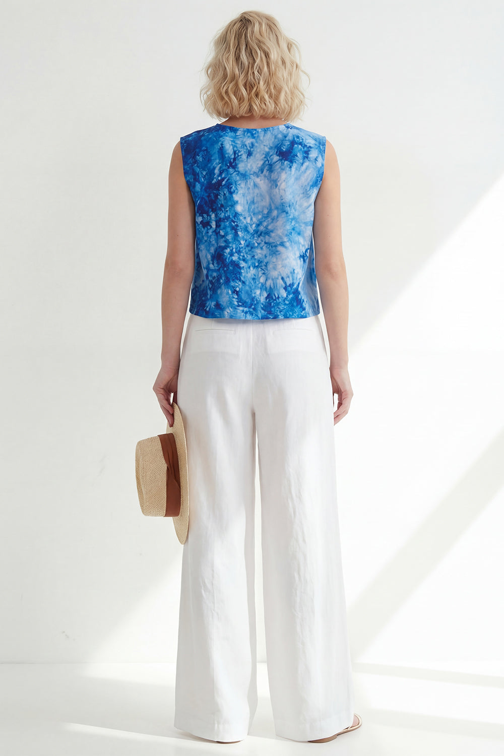2 Piece Blue Printed Sleeveless Women's Linen Suits