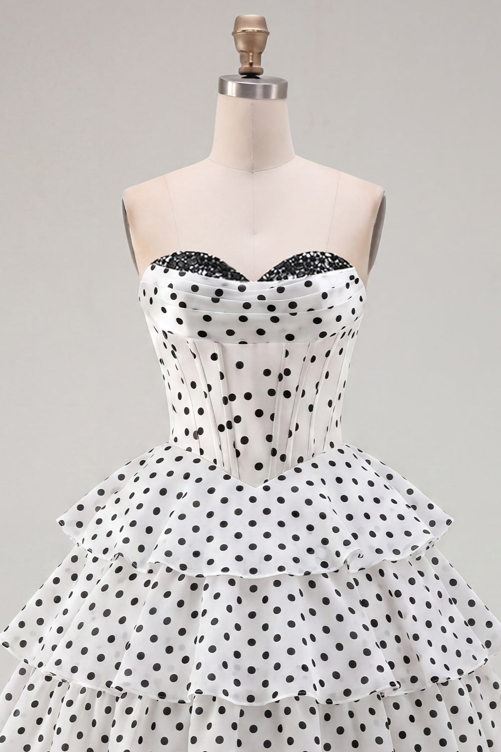 Sweetheart Corset Black A-Line Tiered Ruched Homecoming Dress